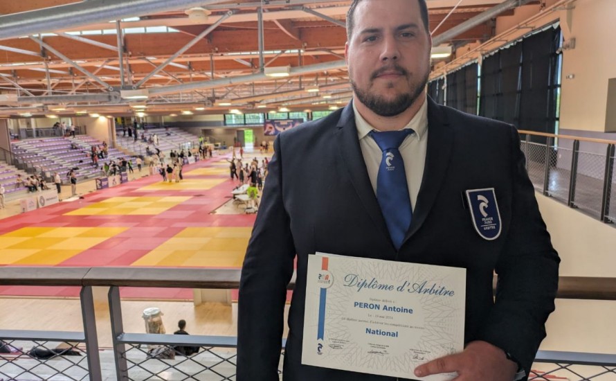 Antoine PERON, reçu à l'examen d'arbitre national