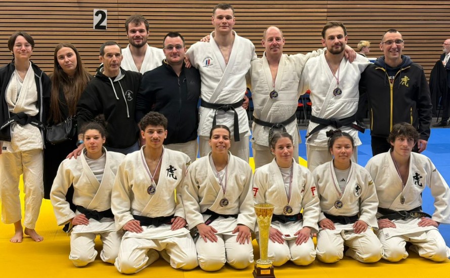 Equipe mixte seniors : le CSAM Dojo du Pays de Brest brille aux championnats de Bretagne